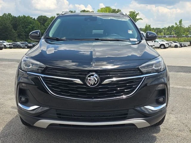 Used 2023 Black Buick Essence image 8