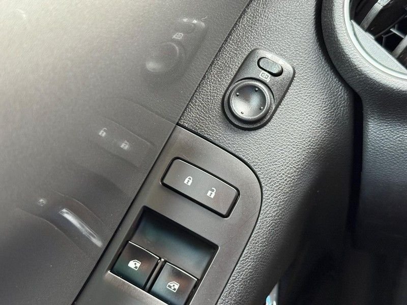 Used 2012 Black Chevrolet 2LT image 29