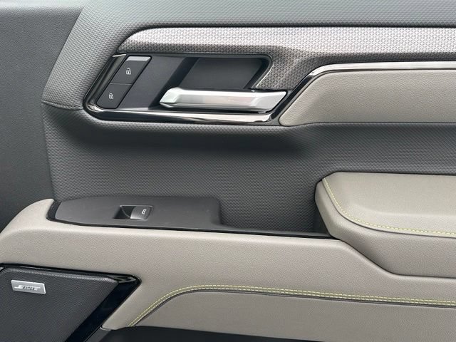 2026 Chevrolet Silverado 1500 ZR2 - Photo 16