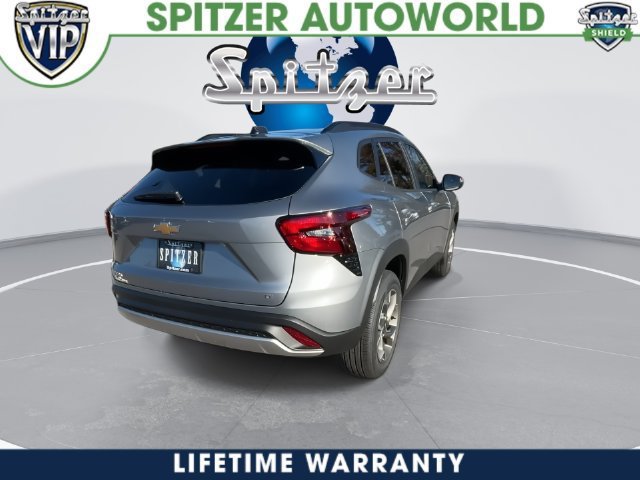 2026 Chevrolet Trax LT - Photo 14