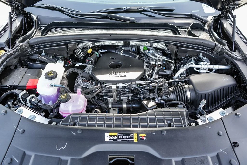 New 2026 Black Jeep Altitude image 27