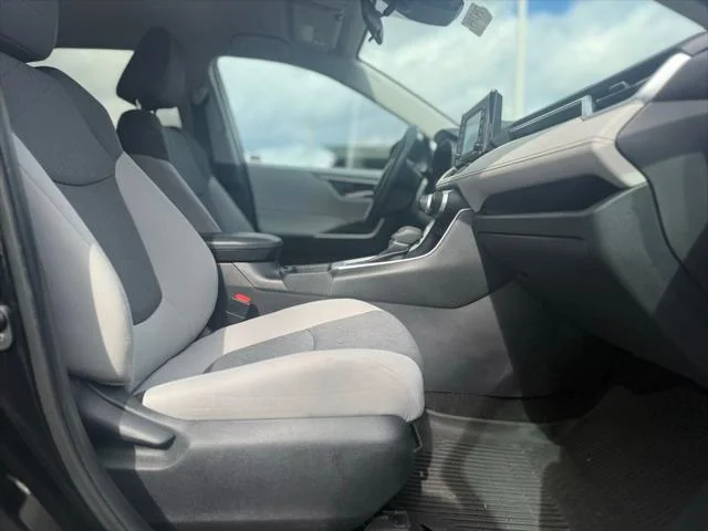 Certified Used 2020 MIDNIGHT BLACK METALLIC Toyota  image 20