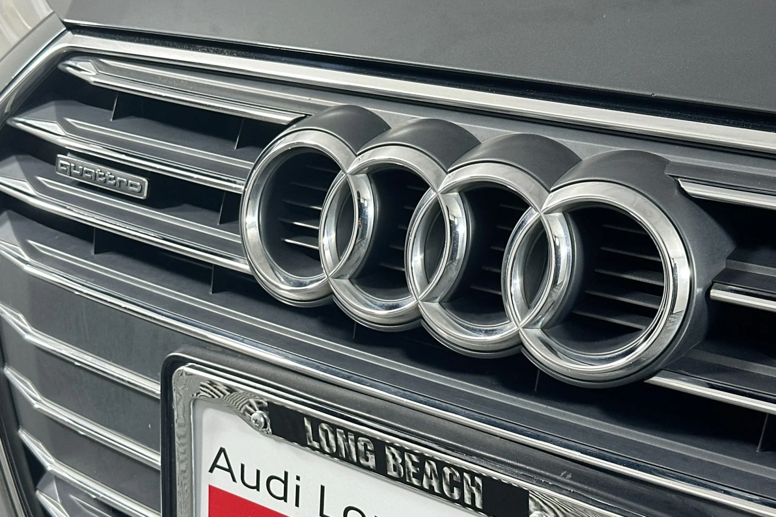 Used 2017 Manhattan Gray Metallic Audi Premium image 14