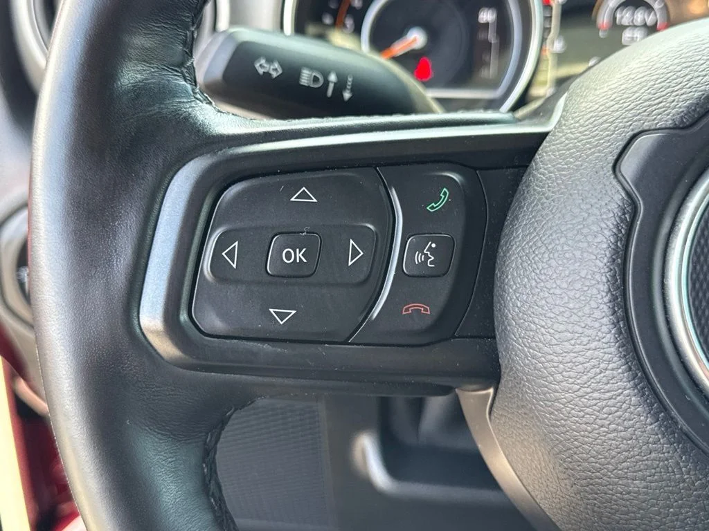 Used 2021  Jeep Unlimited Willys image 22