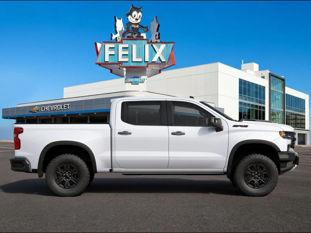 New 2026 Summit White Chevrolet ZR2 image 3