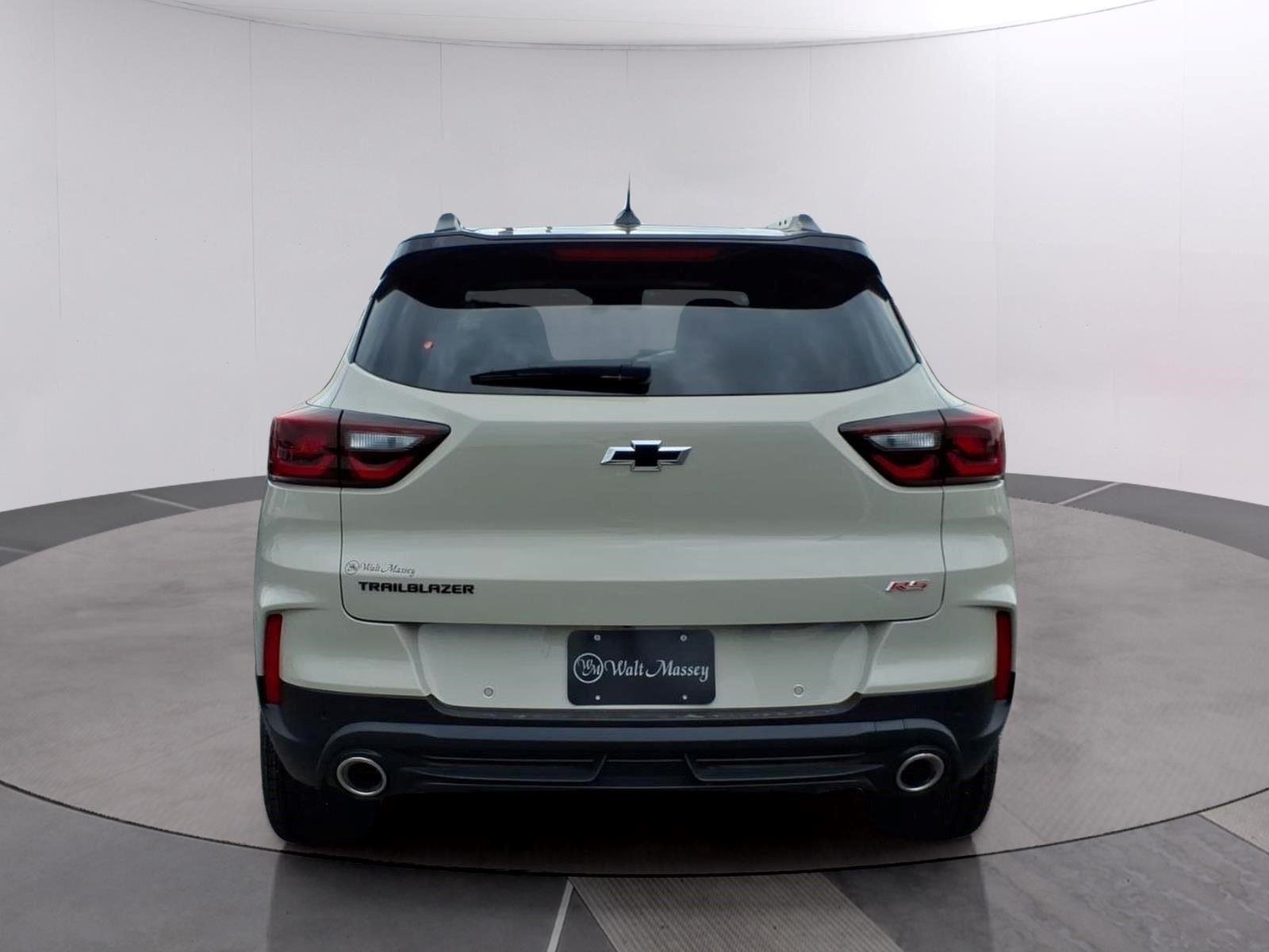 New 2026 White Sands Chevrolet RS image 4