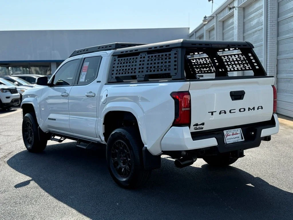 2025 Toyota Tacoma SR5 - Photo 6