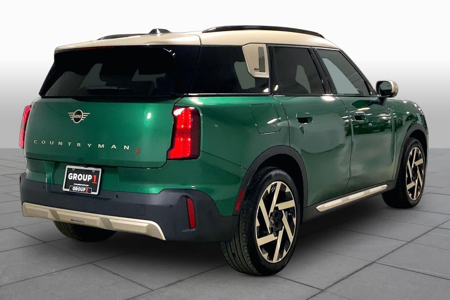 Certified Used 2025 British Racing Green IV Metallic MINI S image 12
