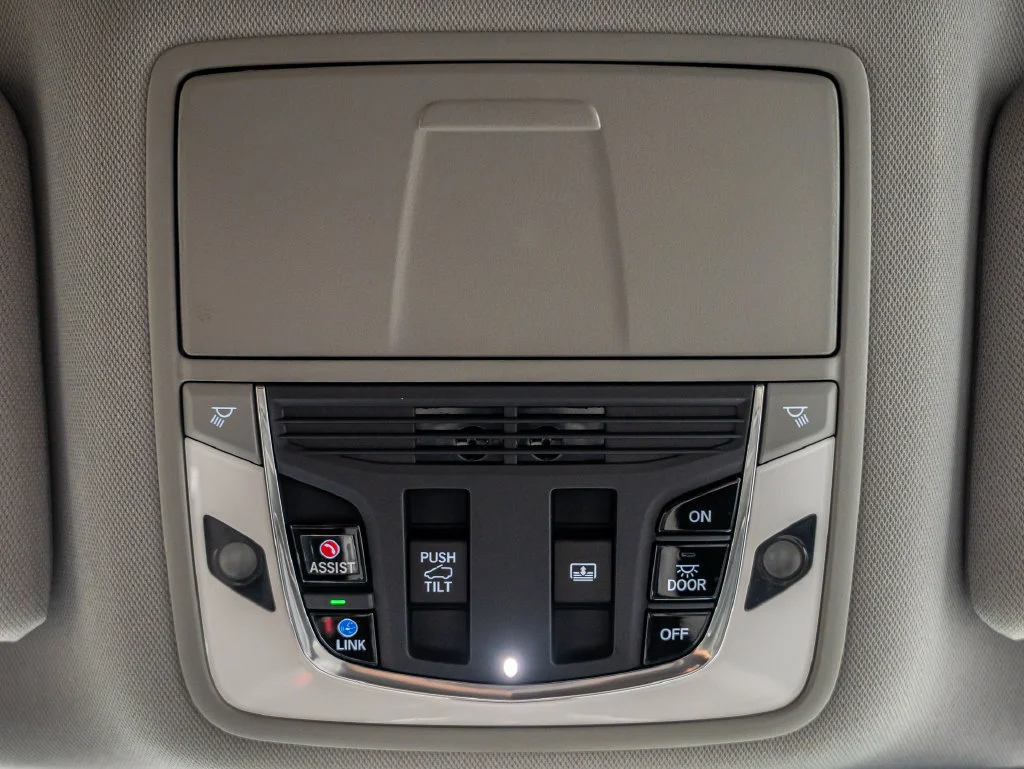 Used 2020 Fathom Blue Pearl Acura Technology Package image 38
