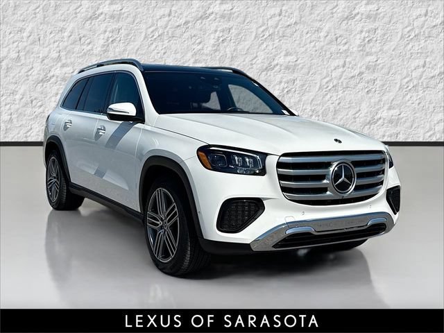 Used 2025 White Mercedes-Benz GLS 450 image 1