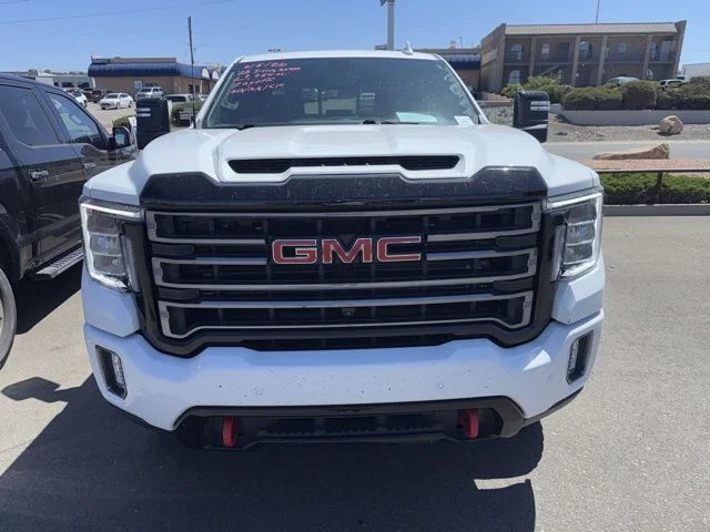 Used 2023 White GMC AT4 image 2