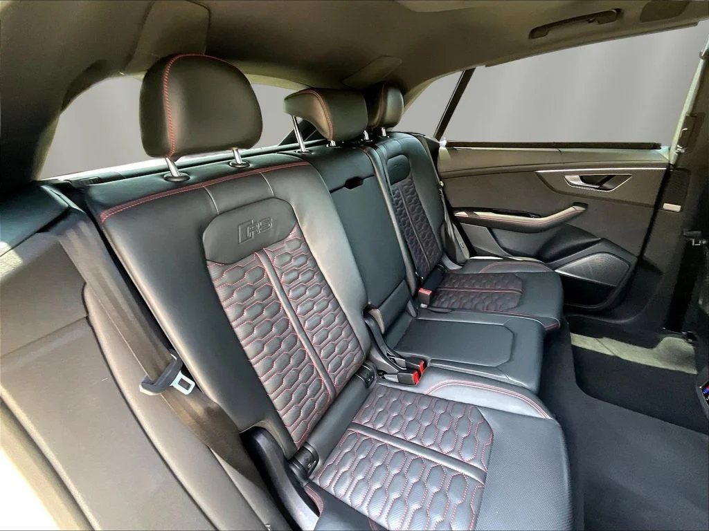 Used 2023  Audi 4.0T image 25