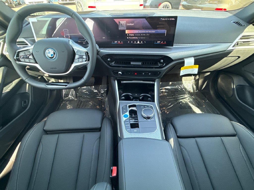 New 2026 Skyscraper Grey Metallic BMW eDrive40 image 19