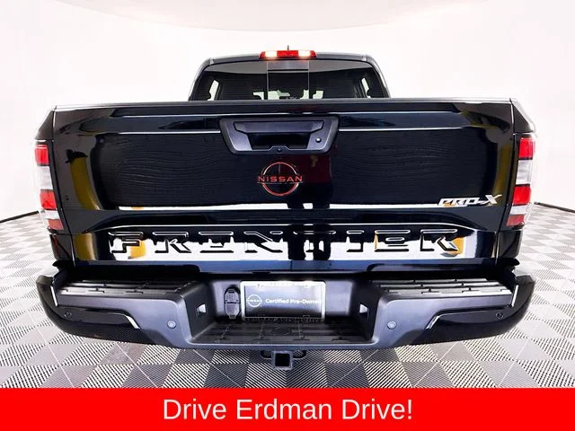 Used 2023 Black Nissan PRO-X image 21