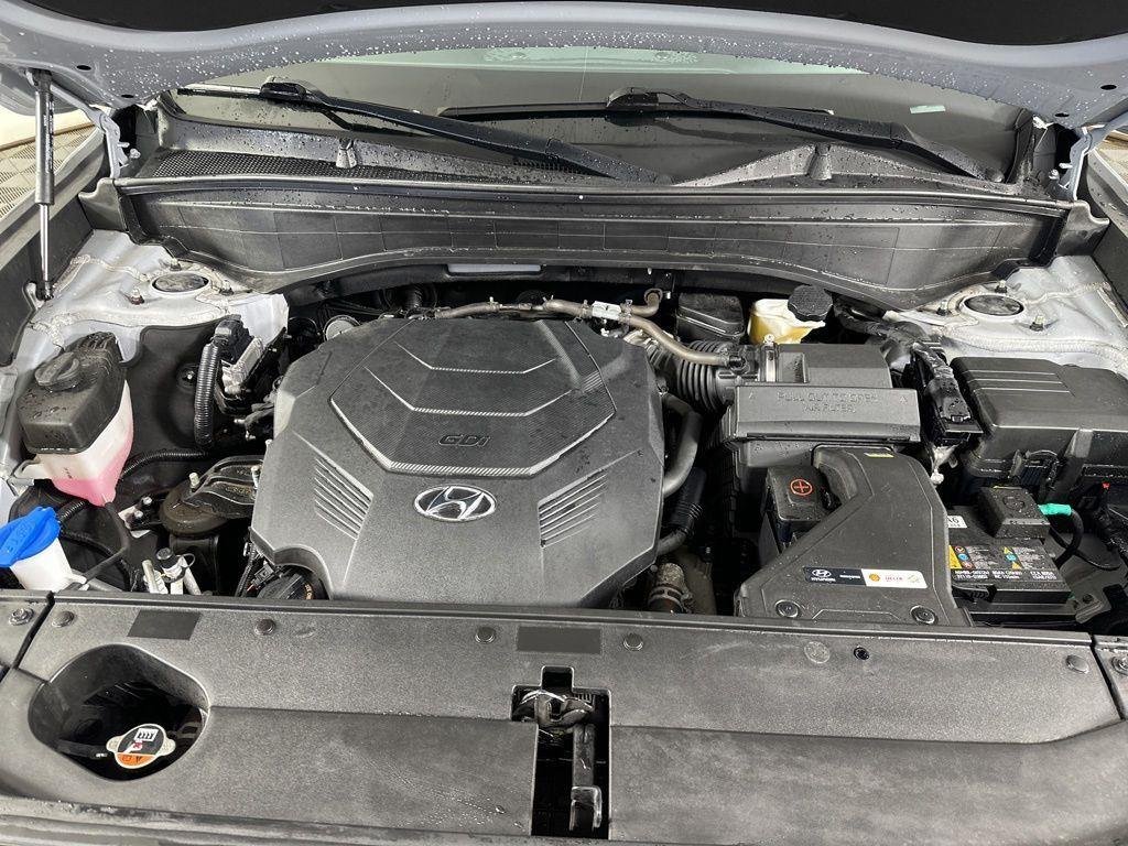 Used 2023 Silver Hyundai SEL image 16