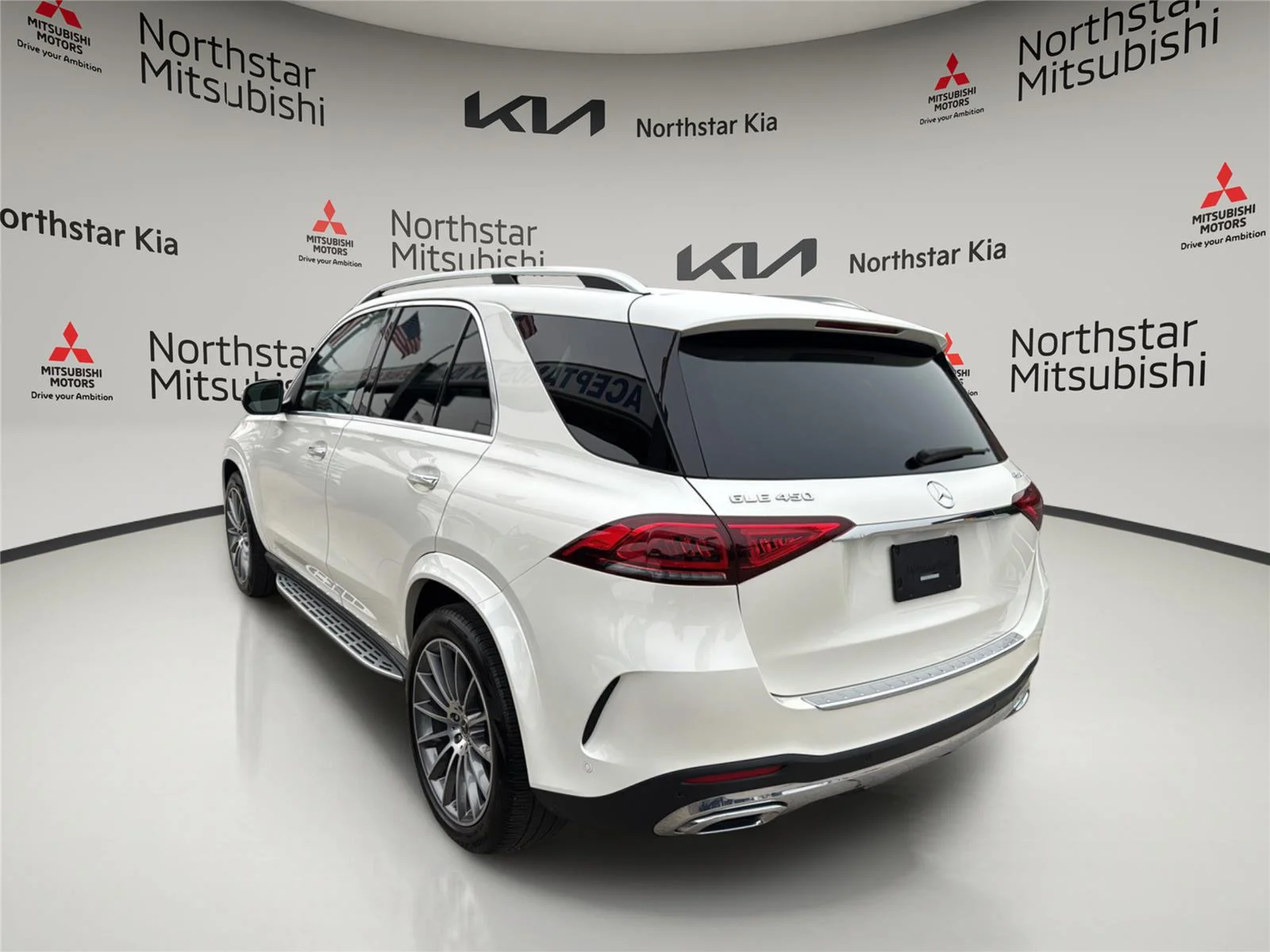 Used 2023 Polar White Mercedes-Benz GLE 450 image 3