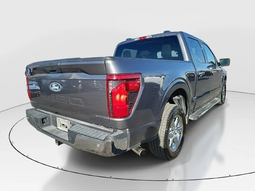 Used 2025 Gray Ford XLT image 6
