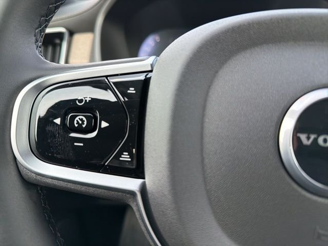 2026 Volvo XC90 Plus - Photo 21