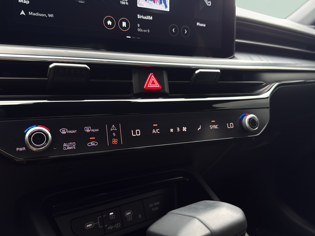 Used 2025 Wolf Gray Kia GT-Line image 19