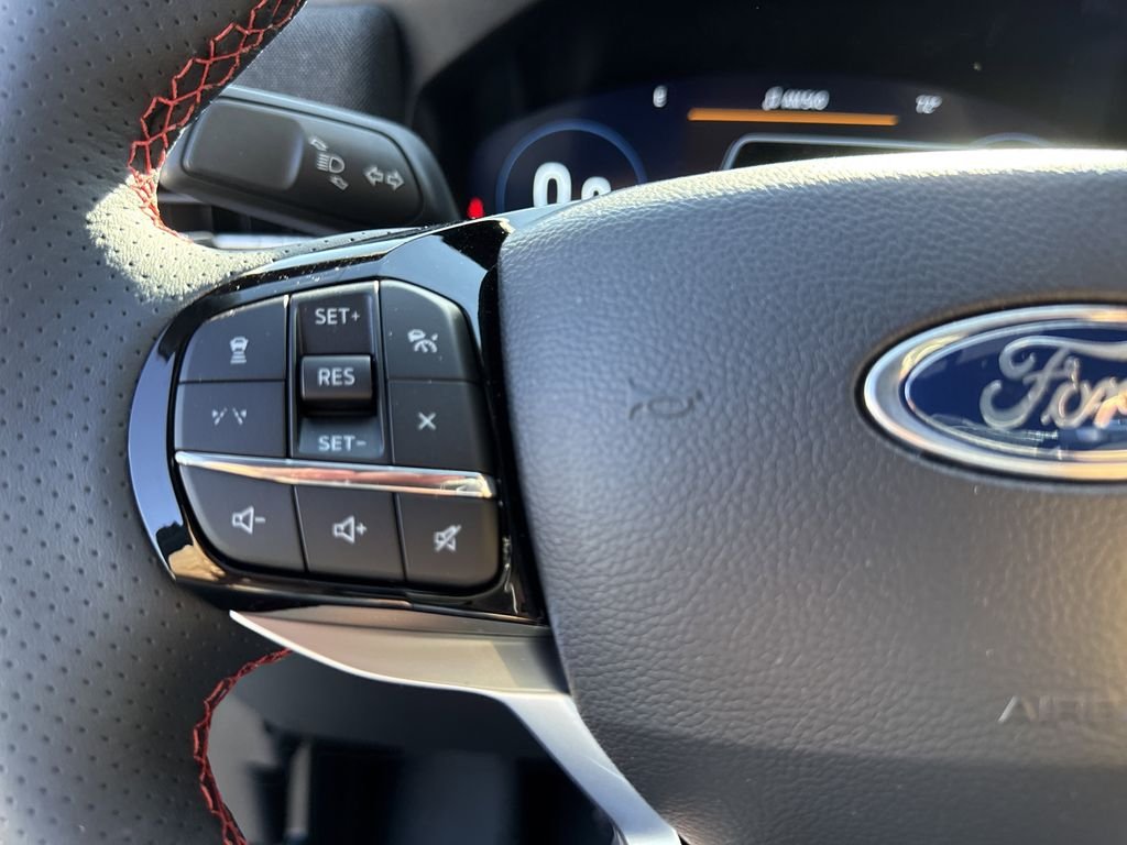 New 2026 Space White Metallic Ford ST-Line image 20