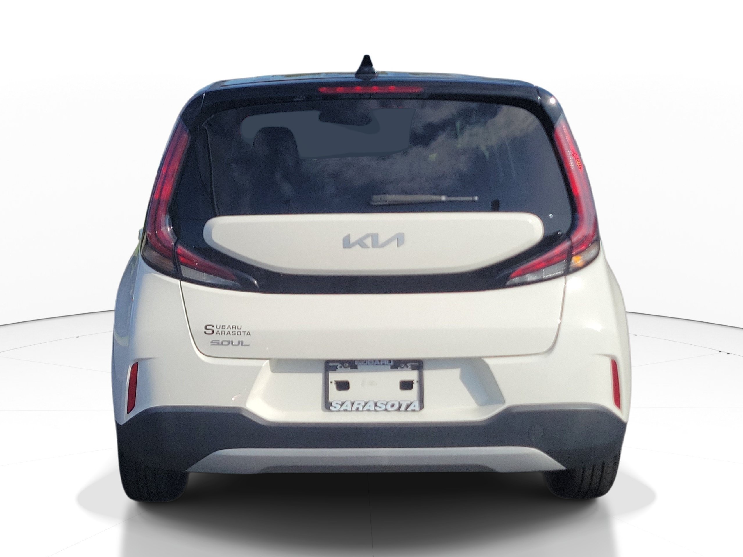 Used 2023 Clear White w/Black Roof Kia S image 5