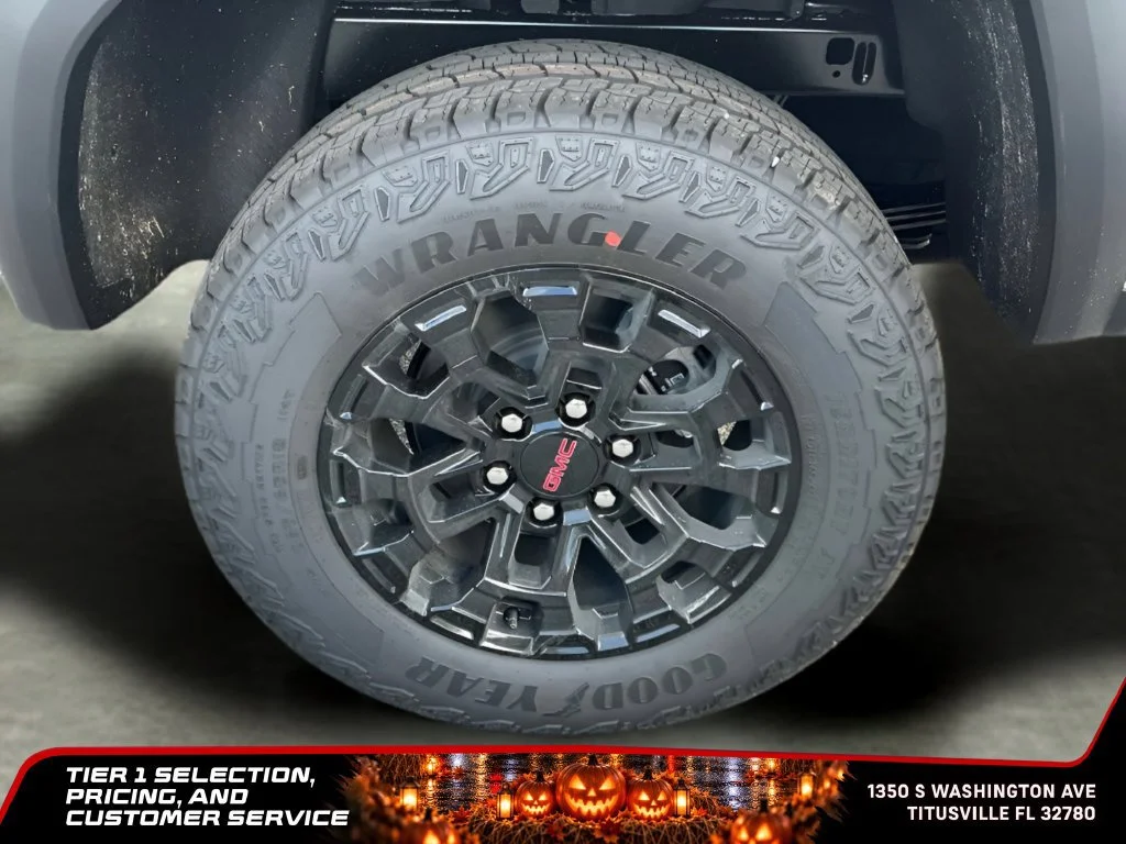New 2026 Summit White GMC Elevation image 40