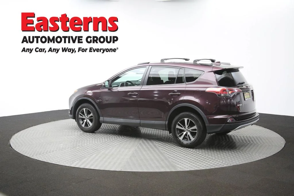 Used 2016 Black Toyota XLE image 64