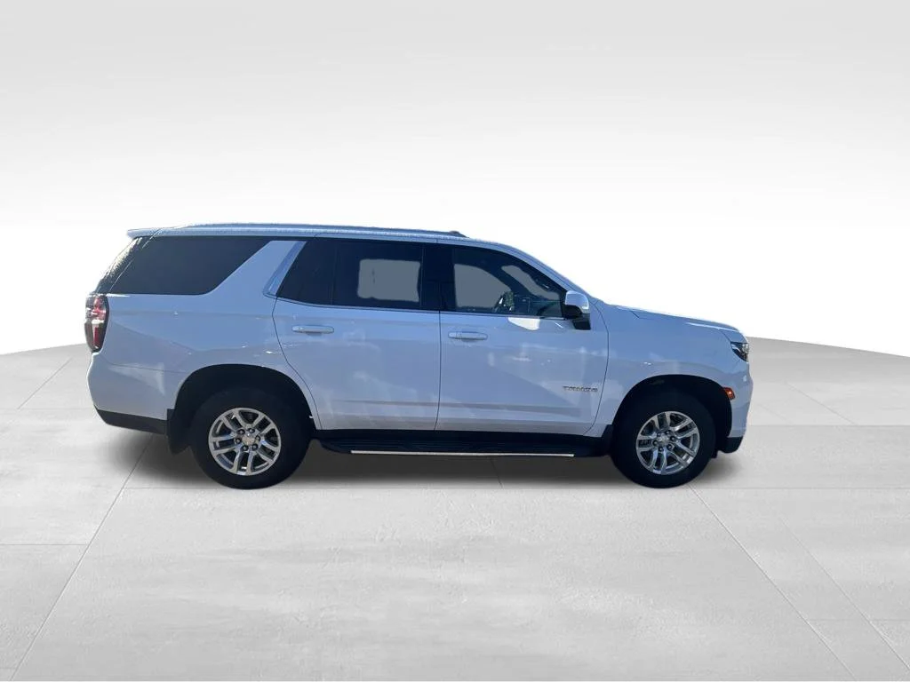 Used 2021 White Chevrolet LT image 7