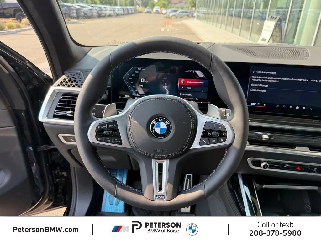 New 2027 Black BMW M60i image 27