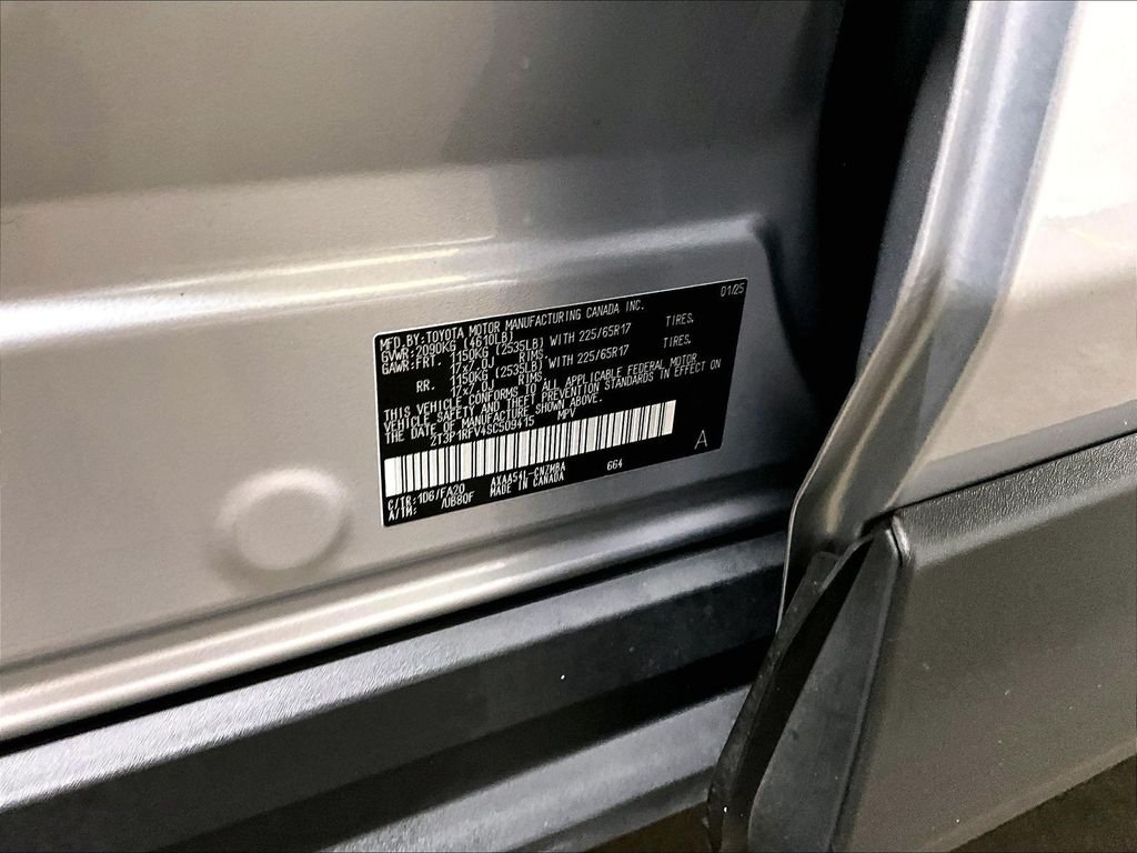 Used 2025 Silver Toyota XLE image 34