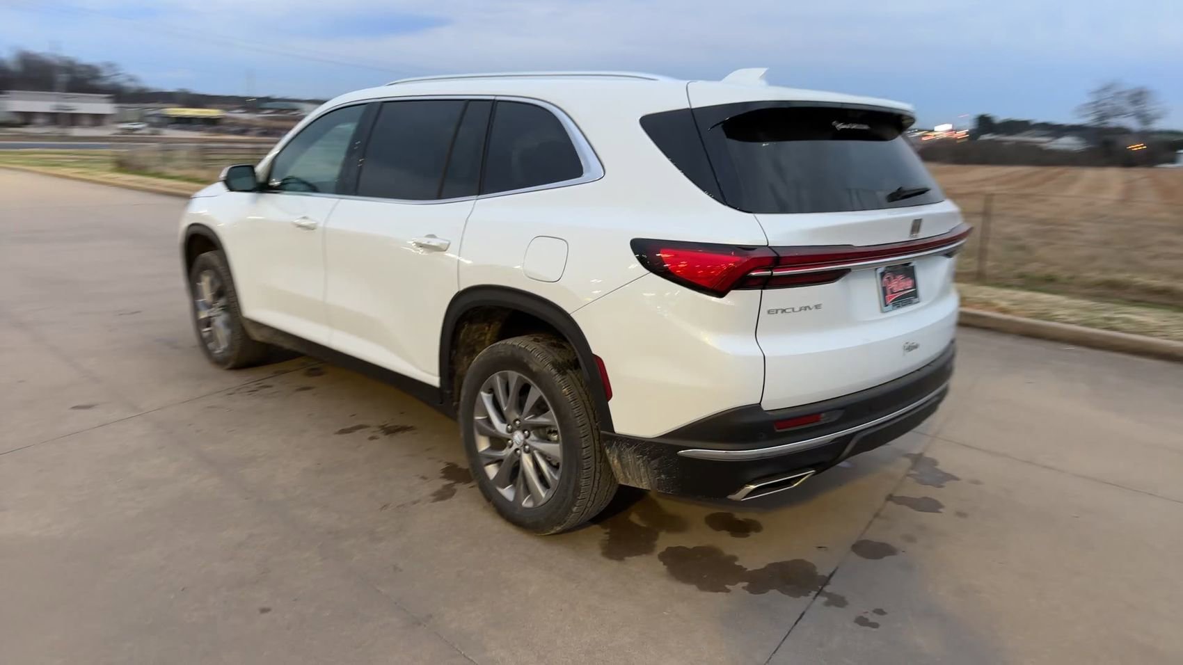 New 2026 Iridescent White Tricoat Buick Preferred image 7