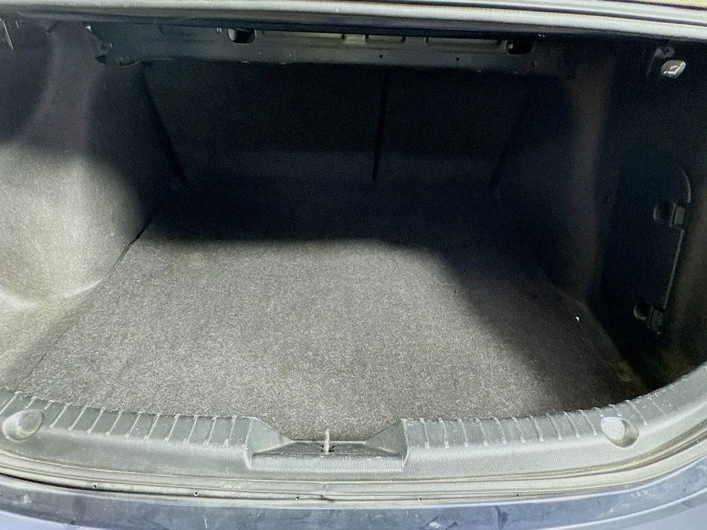 Used 2016 Blue Mazda i Sport image 29