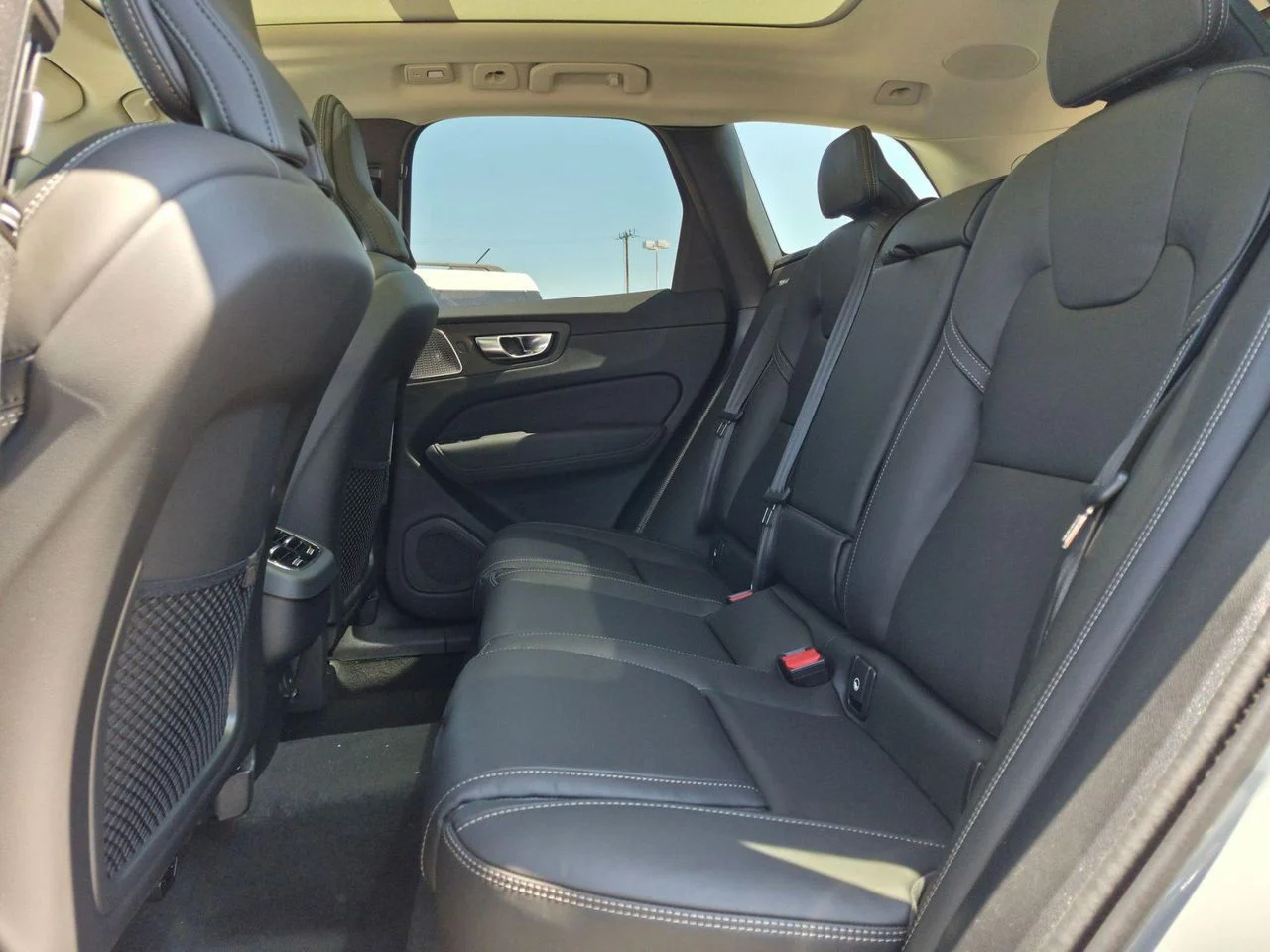 New 2026 Vapour Grey Volvo Ultra image 12