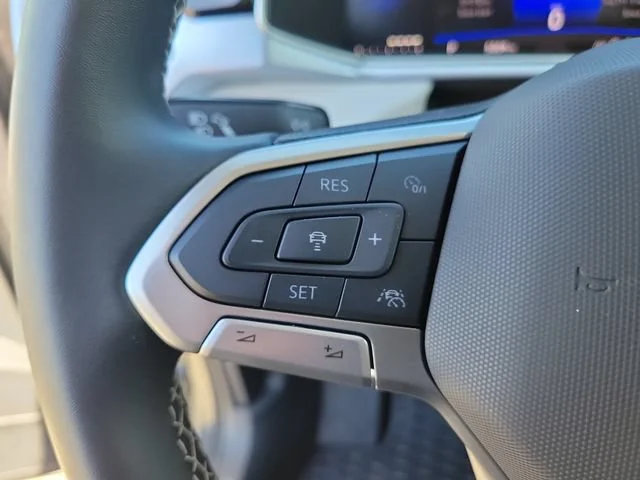 2025 Volkswagen Taos SE - Photo 27