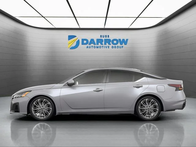 Used 2023 Silver Nissan 2.5 SV image 2