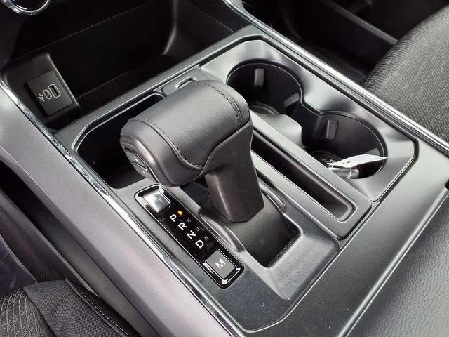 New 2026 Avalanche Ford XLT image 13