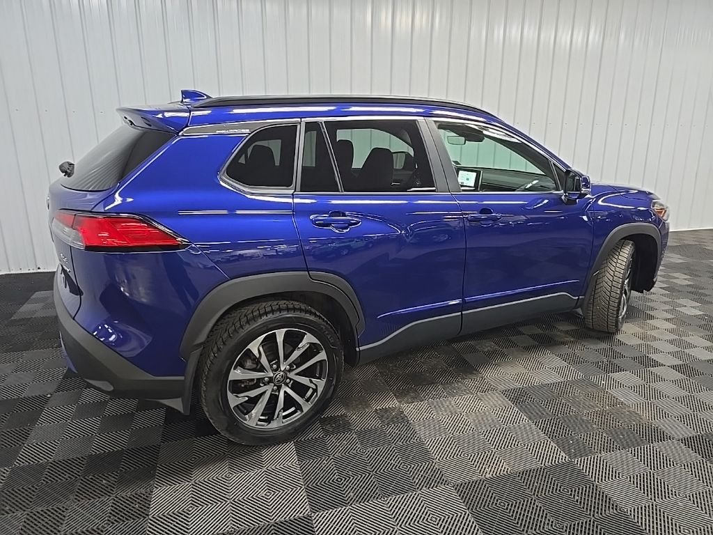 Used 2023 Blue Toyota XLE image 3