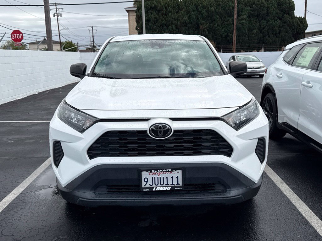 Used 2022 White Toyota LE image 2
