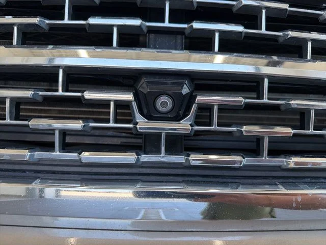 Used 2022 Gray GMC Denali image 4