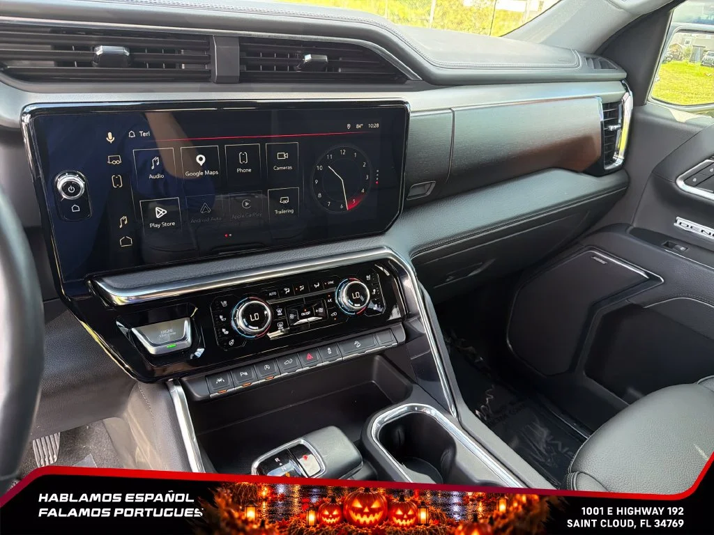 Used 2025 Onyx Black GMC Denali image 20