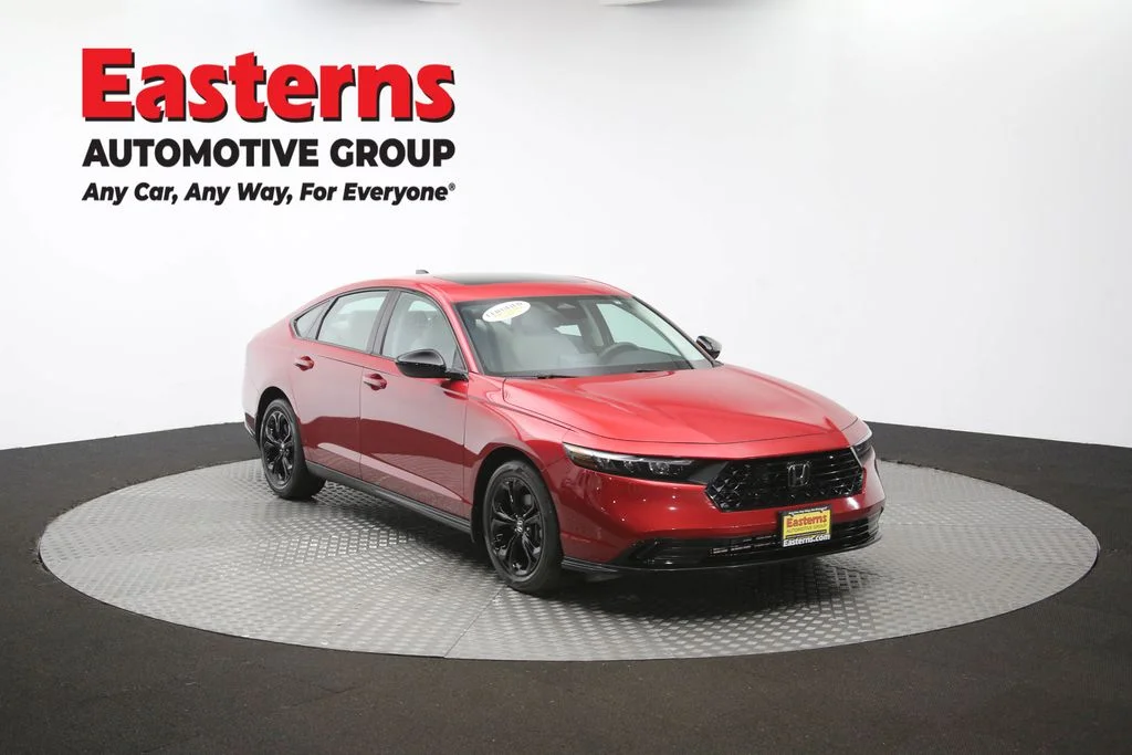 Used 2025 Red Honda SE image 50