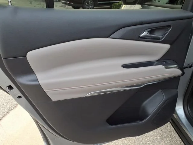Used 2026 Sterling Gray Metallic Chevrolet LT image 15