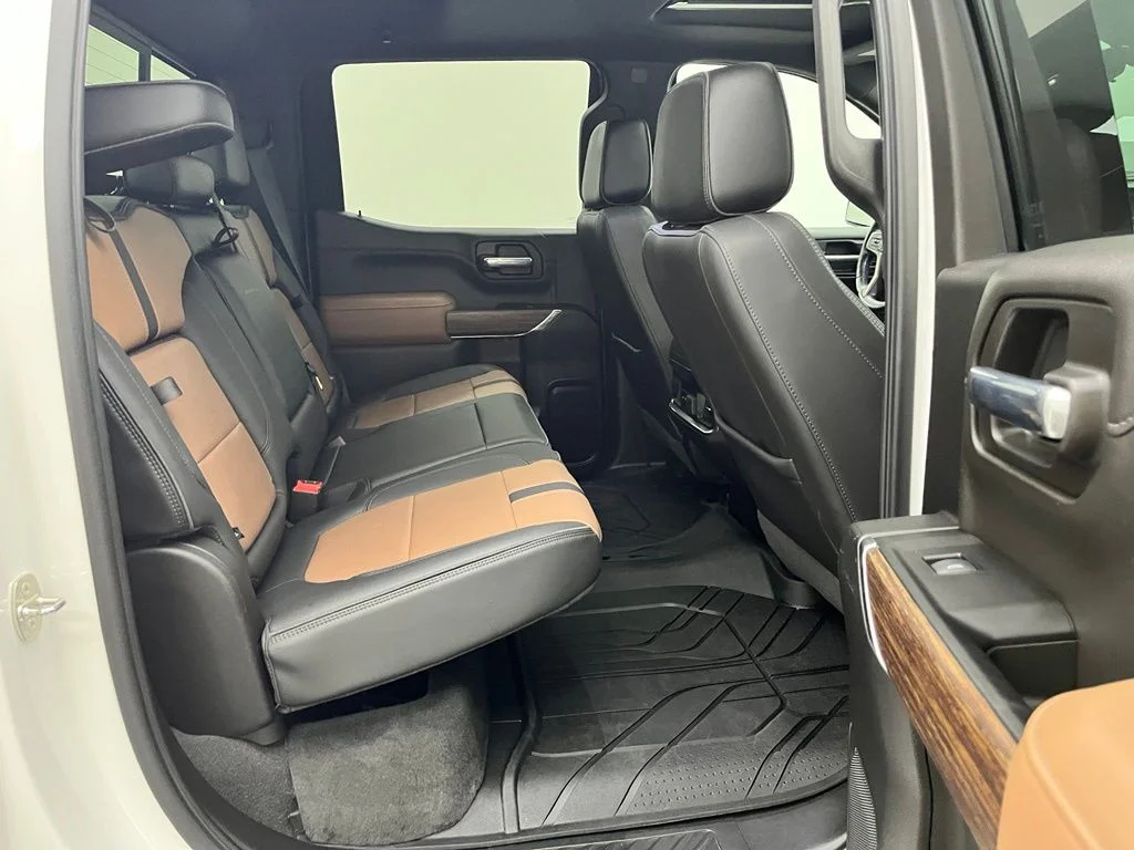 Used 2022 Beige Chevrolet High Country image 36
