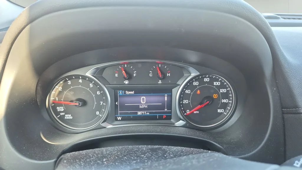 Used 2023 Silver GMC SLE image 15