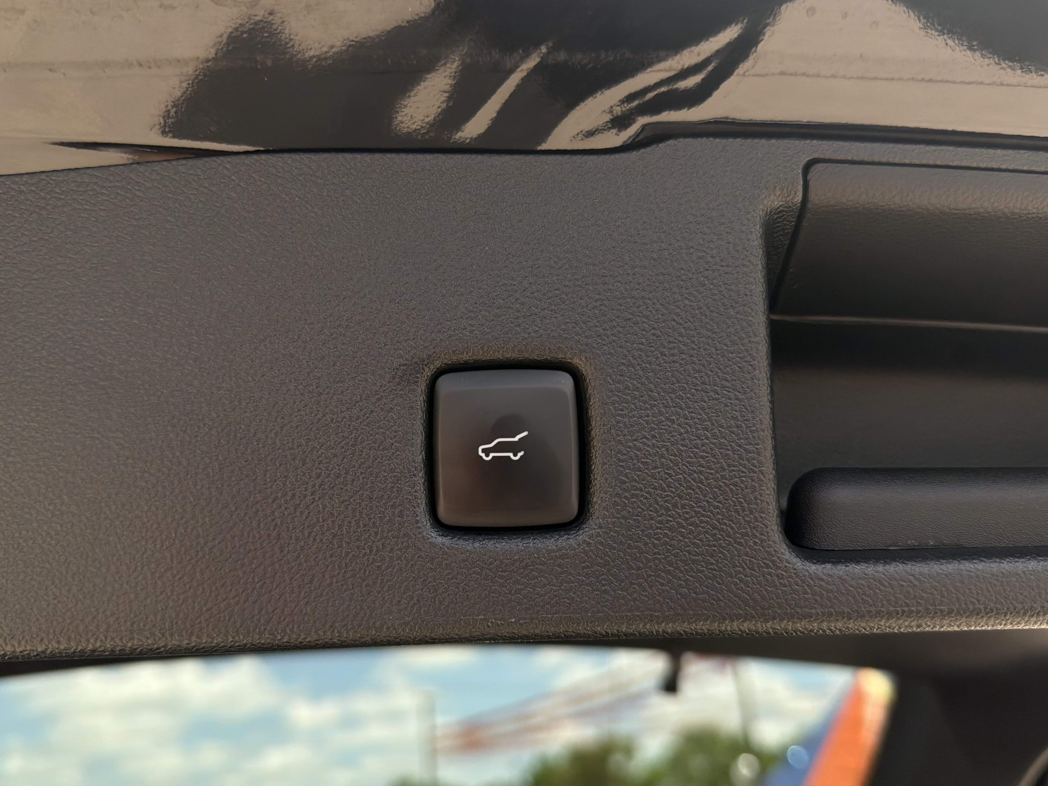 Used 2024 Black Ford Active image 9