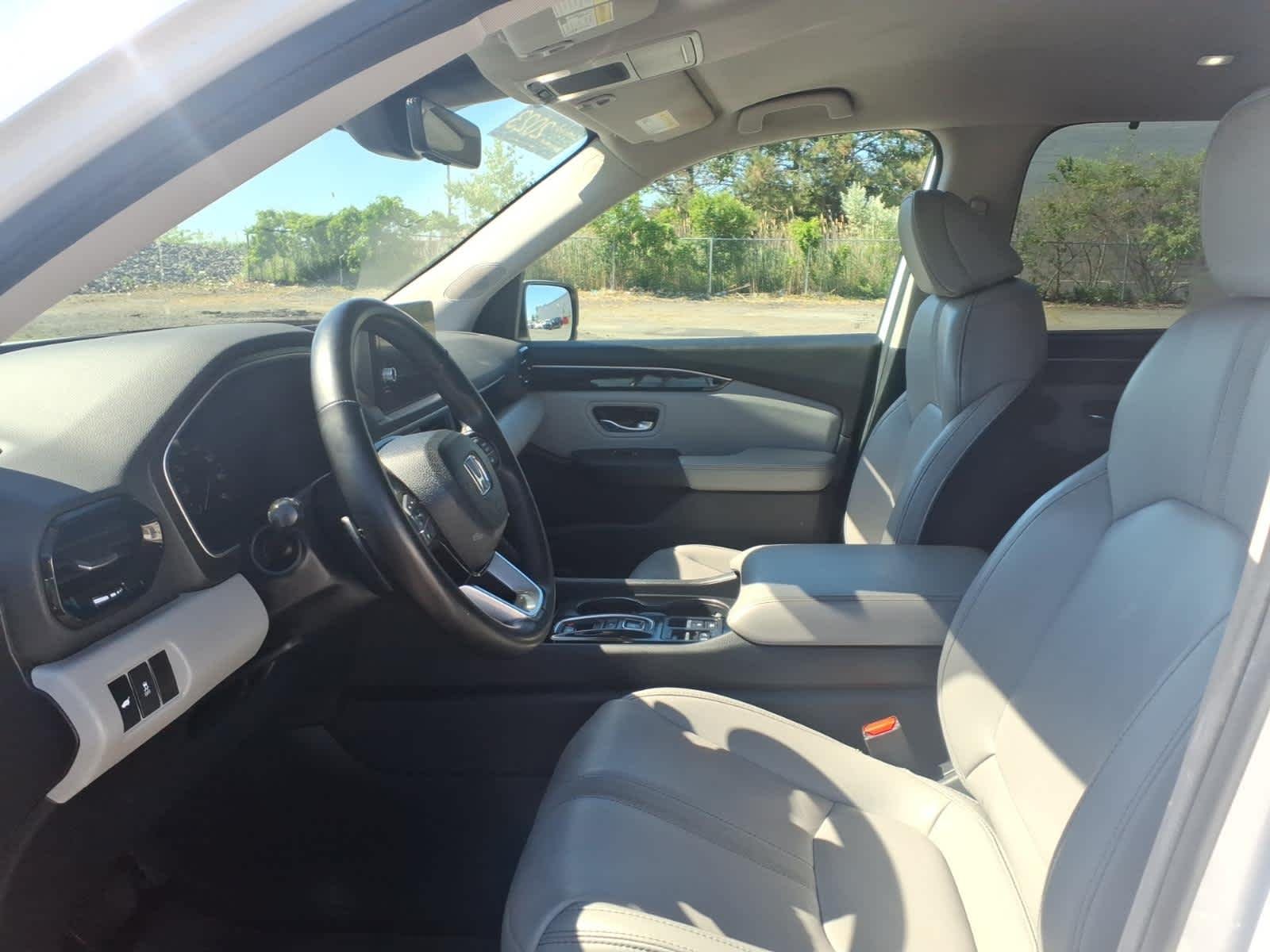 2023 Honda Pilot EX-L - Photo 18
