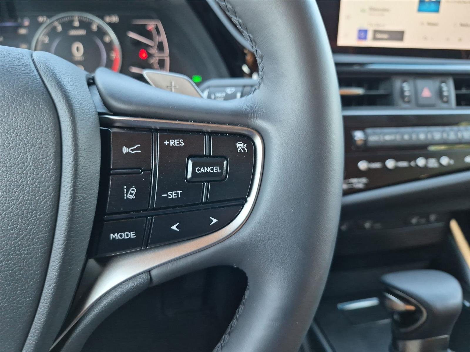 Used 2025 Iridium Lexus ES 350 image 20