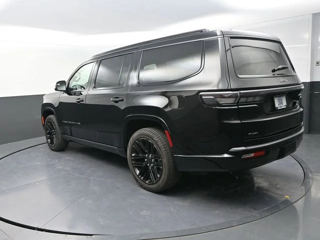 New 2026 High Gloss Black Exterior Paint Jeep Limited Reserve image 7