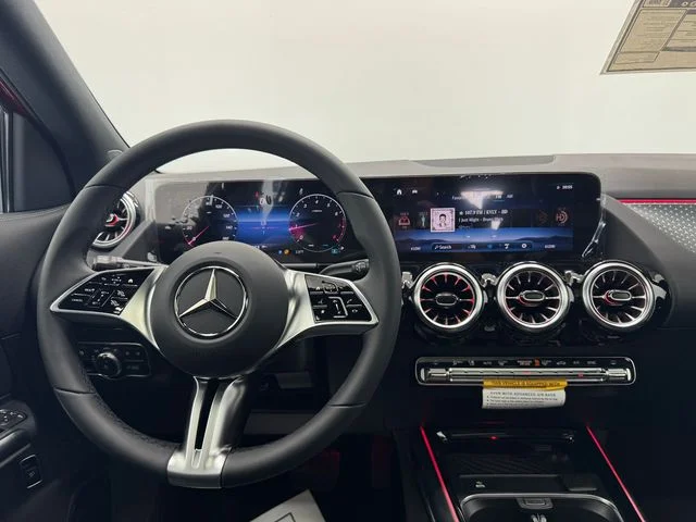 New 2026 MANUFAKTUR Patagonia Red Metallic Mercedes-Benz GLA 250 image 3