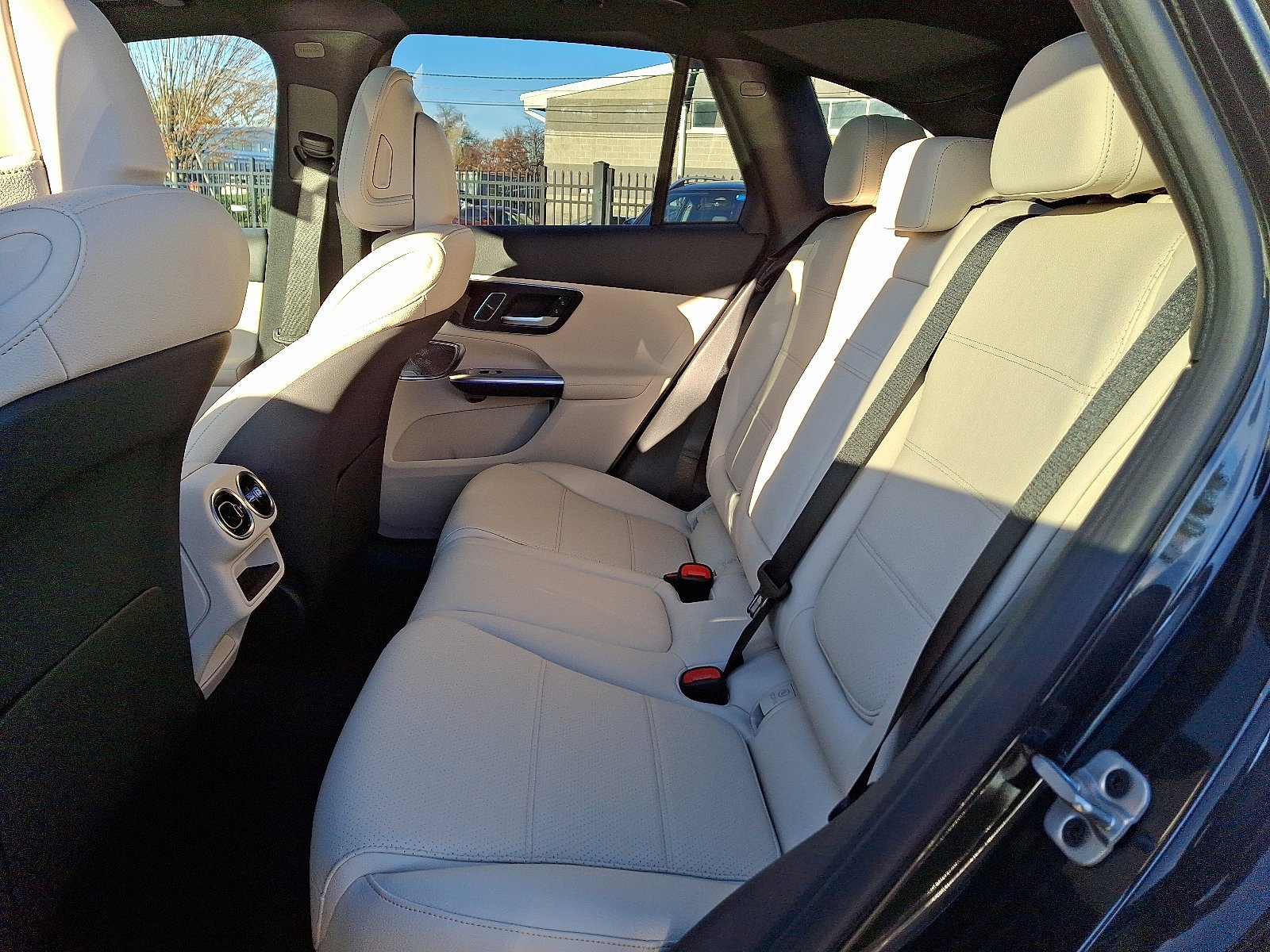 2026 Mercedes-Benz GLC Base - Photo 21